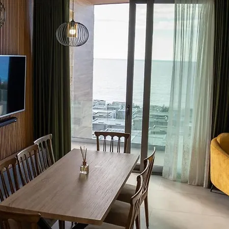 Palm Side Drymades * Dhërmi