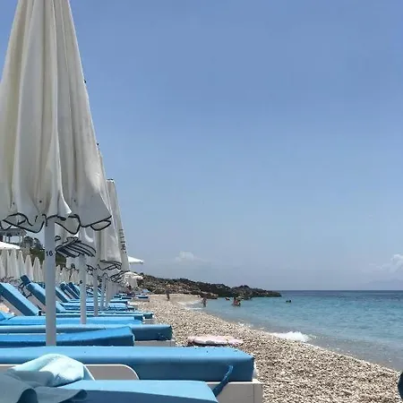 Palm Side Drymades Apartment